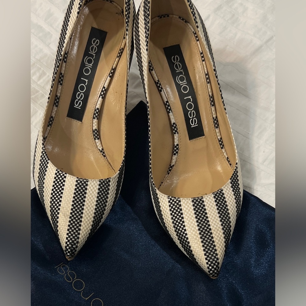 Pre-loved Sergio Rossi black&white size 7